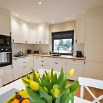 Sun & Garden House