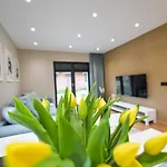 Sun & Garden House 펜션