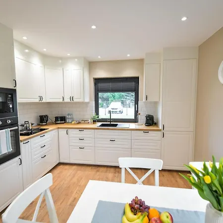 Sun & Garden House Дом отдыха Освенцим