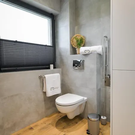 Sun & Garden House 펜션 오시비엥침